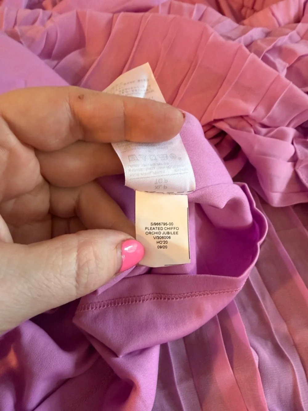 Banana Republic Ladies Pleated Lilac Midi Skirt. Petite. NWT. X-large.